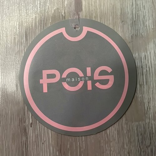 Pois Wholesale Fashion Brand Label